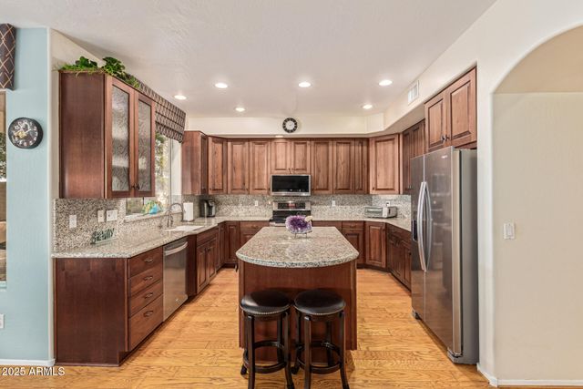 12803 N 57th Avenue, Glendale, AZ 85304