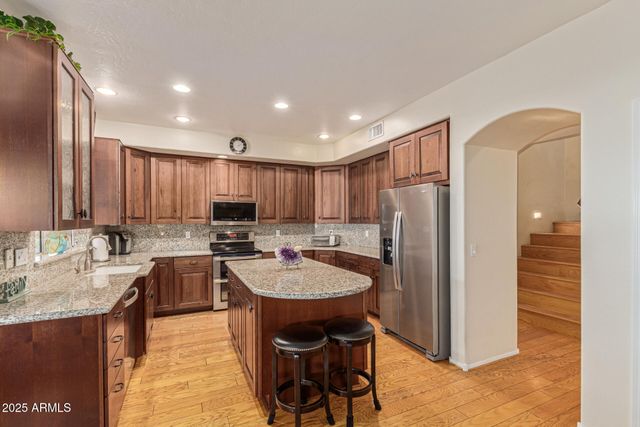 12803 N 57th Avenue, Glendale, AZ 85304