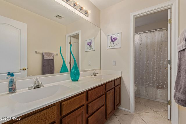 12803 N 57th Avenue, Glendale, AZ 85304