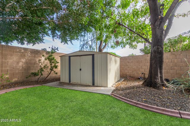 12803 N 57th Avenue, Glendale, AZ 85304