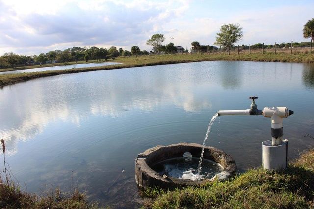 2410 S Brocksmith Road, Fort Pierce, FL 34945