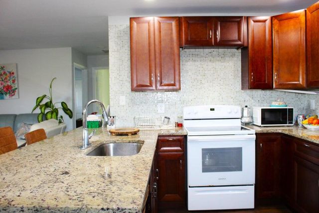 2410 S Brocksmith Road, Fort Pierce, FL 34945