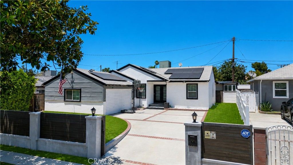 12521 Stagg Street, North Hollywood, CA 91605 — photo 2