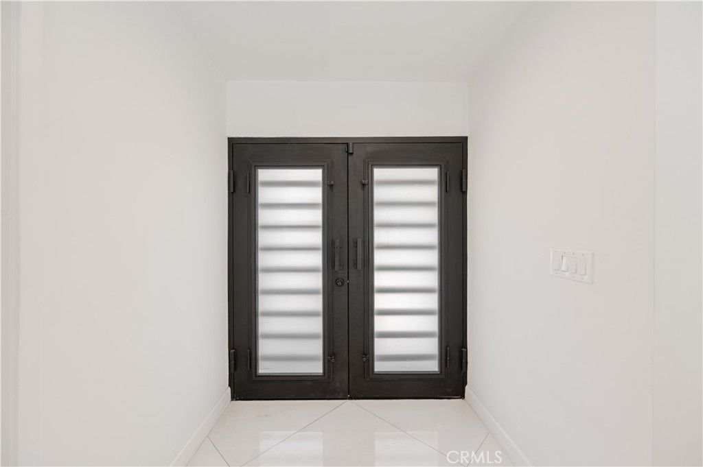12521 Stagg Street, North Hollywood, CA 91605 — photo 4