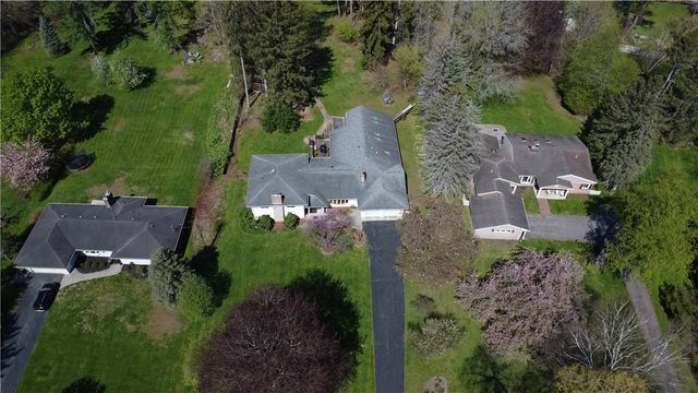 44 Crescent Hill Road, Perinton, NY 14534