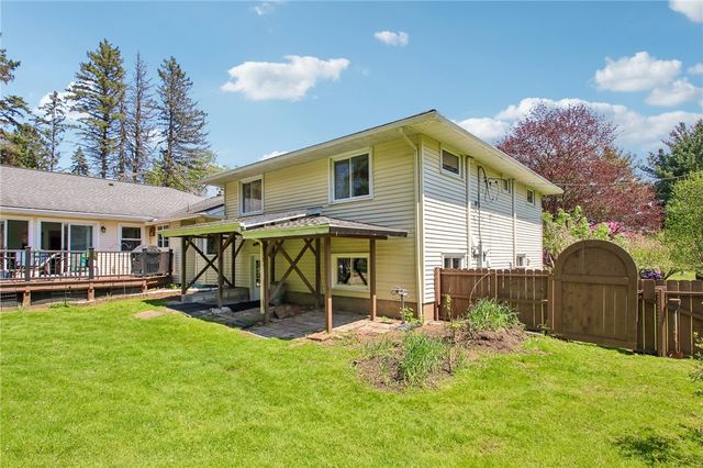 44 Crescent Hill Road, Perinton, NY 14534