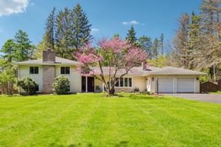44 Crescent Hill Road, Perinton, NY 14534
