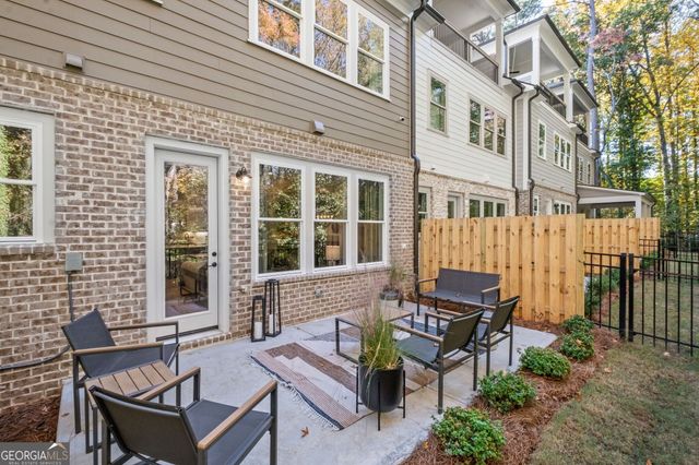 1977 American Way 30, Kennesaw, GA 30144