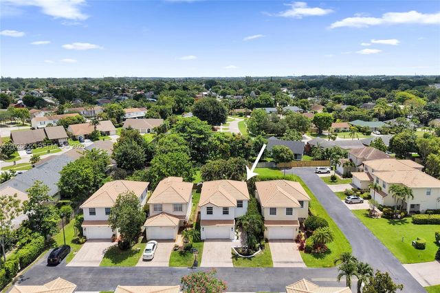 11953 Donlin Dr, Wellington, FL 33414