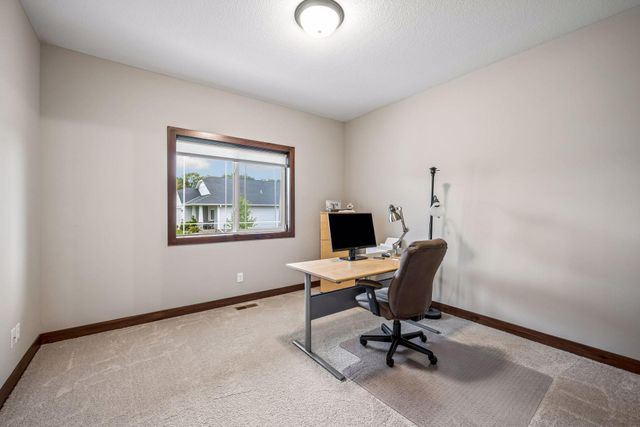3134 Zuni Way NW, Anoka, MN 55303