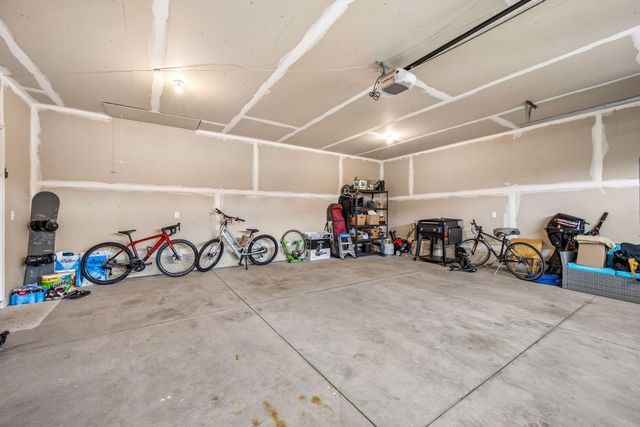 3134 Zuni Way NW, Anoka, MN 55303