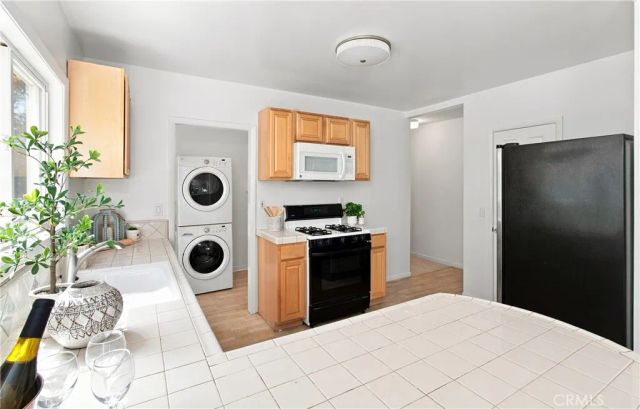 2207 N Lamer Street, Burbank, CA 91504