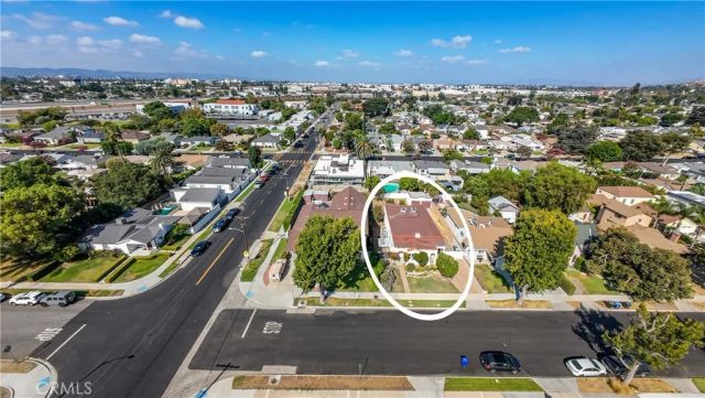 2207 N Lamer Street, Burbank, CA 91504
