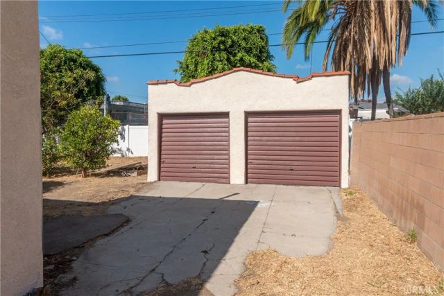 2207 N Lamer Street, Burbank, CA 91504