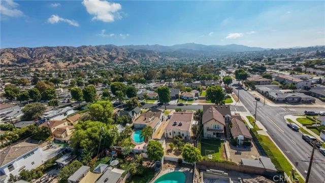 2207 N Lamer Street, Burbank, CA 91504
