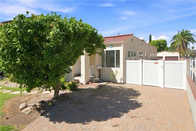 2207 N Lamer Street, Burbank, CA 91504
