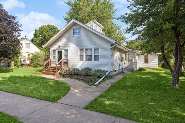 229 N 2nd Street, New Richmond, WI 54017