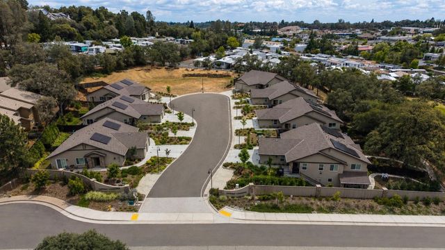 2637 Commons Pl, Auburn, CA 95603