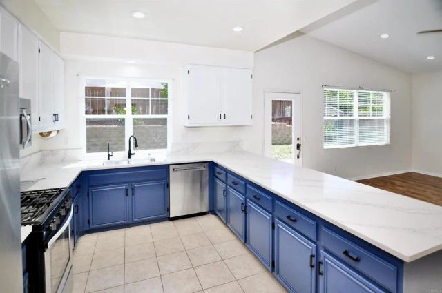 3528 Lake Shore Ave, Fallbrook, CA 92028