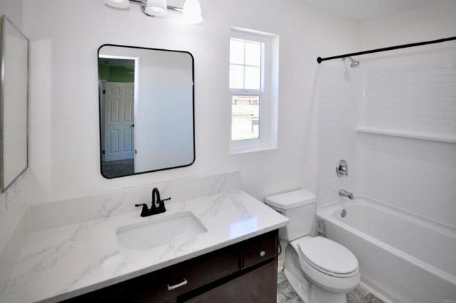3528 Lake Shore Ave, Fallbrook, CA 92028