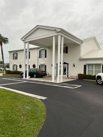 216 Captains WALK, North Fort Myers, FL 33917