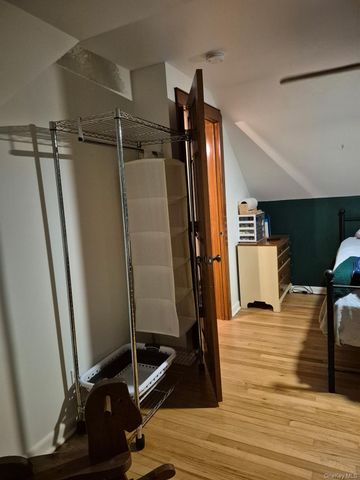 57 Swannekin Road, Blauvelt, NY 10913