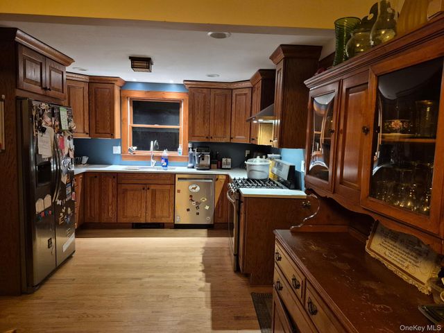 57 Swannekin Road, Blauvelt, NY 10913