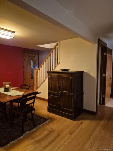 57 Swannekin Road, Blauvelt, NY 10913