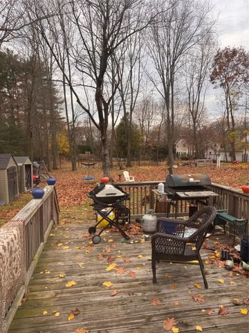 57 Swannekin Road, Blauvelt, NY 10913