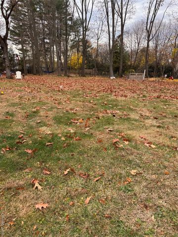 57 Swannekin Road, Blauvelt, NY 10913