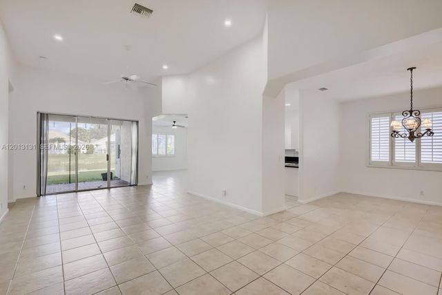 117 Palm Circle, Atlantis, FL 33462