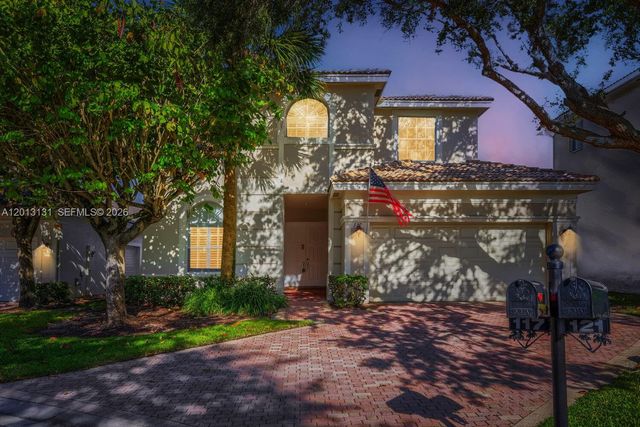 117 Palm Circle, Atlantis, FL 33462