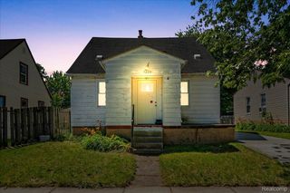 7220 Hupp Avenue, Warren, MI 48091