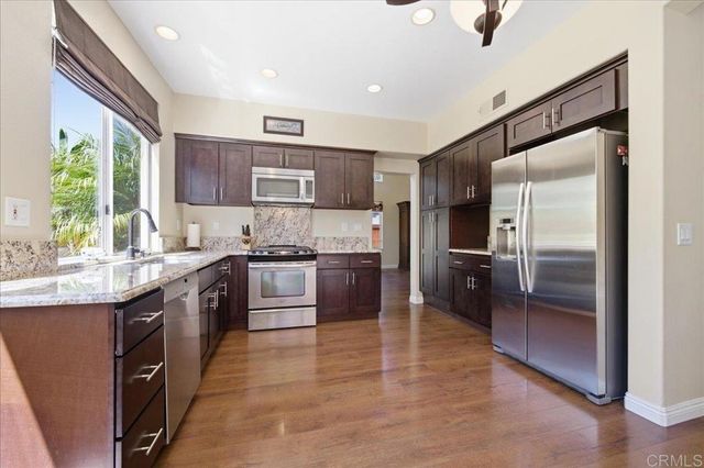 826 Applewilde Drive, San Marcos, CA 92078