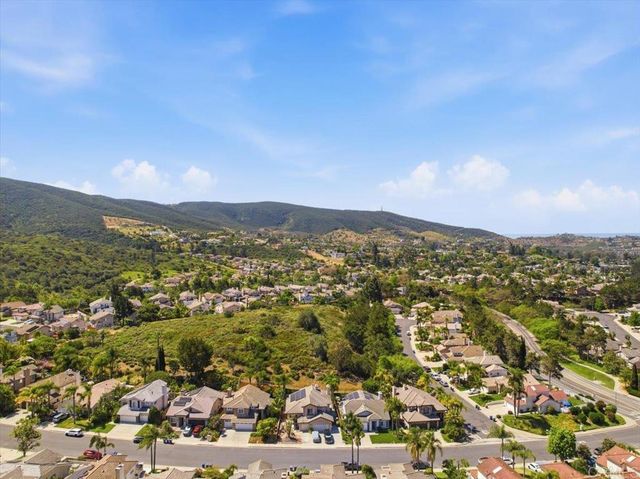 826 Applewilde Drive, San Marcos, CA 92078