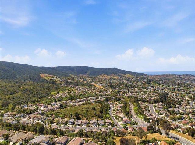 826 Applewilde Drive, San Marcos, CA 92078