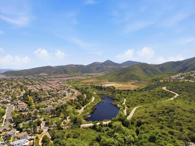 826 Applewilde Drive, San Marcos, CA 92078