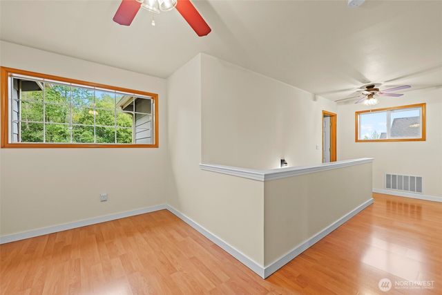 3918 Norpoint Way NE, Tacoma, WA 98422