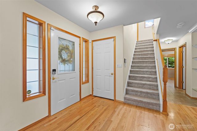 3918 Norpoint Way NE, Tacoma, WA 98422