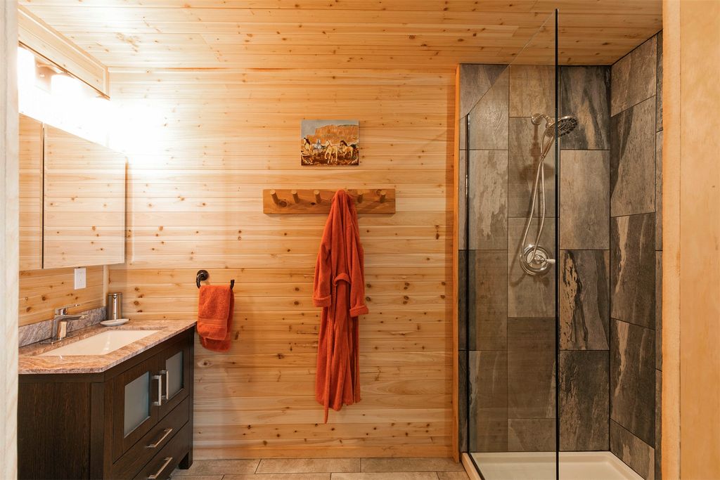 821 Fred Burr Road, Victor, MT 59875 photo 17