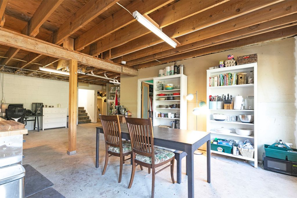 821 Fred Burr Road, Victor, MT 59875 photo 25