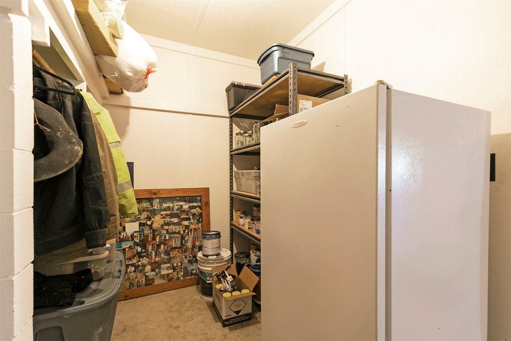 821 Fred Burr Road, Victor, MT 59875 photo 26