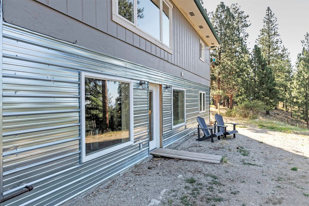 821 Fred Burr Road, Victor, MT 59875 photo 28