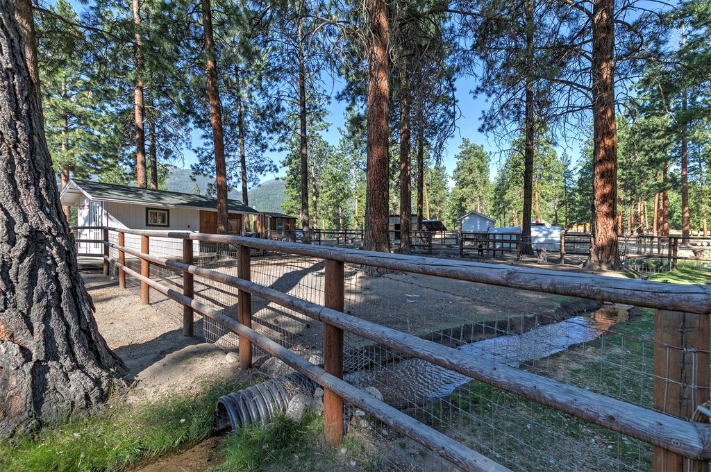 821 Fred Burr Road, Victor, MT 59875 photo 33