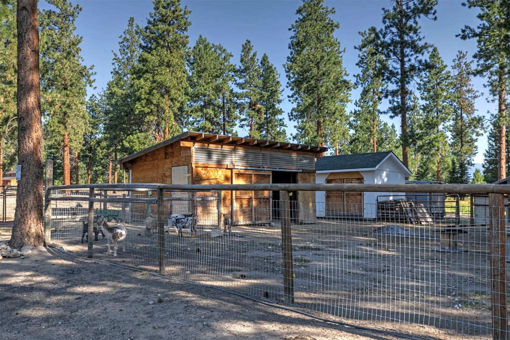 821 Fred Burr Road, Victor, MT 59875 photo 35