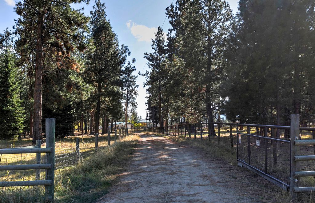 821 Fred Burr Road, Victor, MT 59875 photo 5