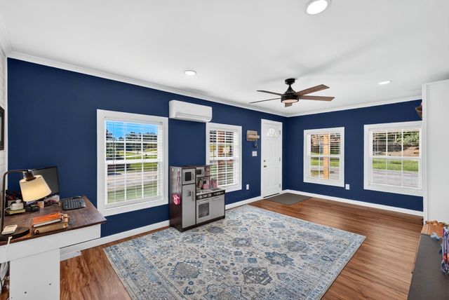 222 Woodland Avenue, Inman, SC 29349