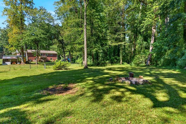 222 Woodland Avenue, Inman, SC 29349