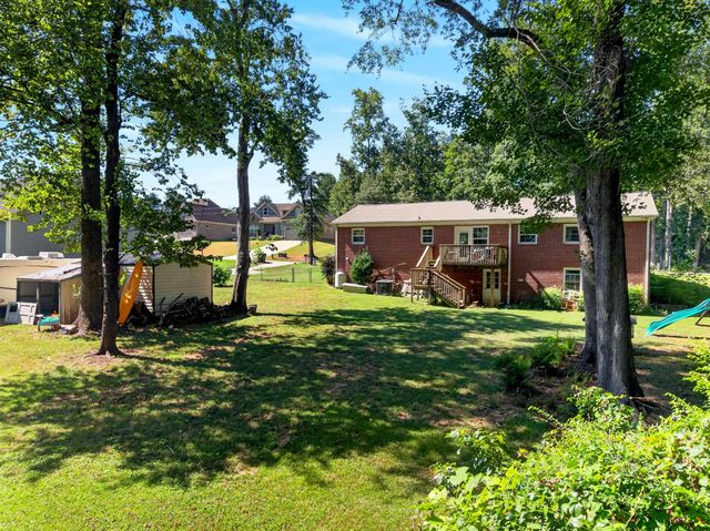 222 Woodland Avenue, Inman, SC 29349