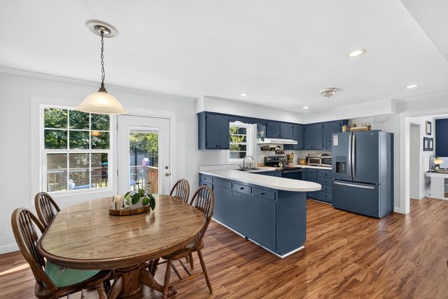 222 Woodland Avenue, Inman, SC 29349